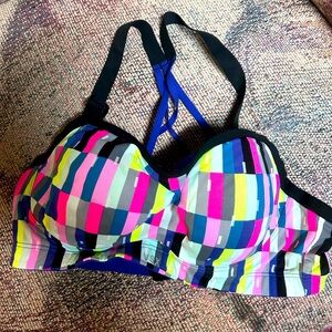 Victoria’s Secret VSX Strappy Sports Bra 36C